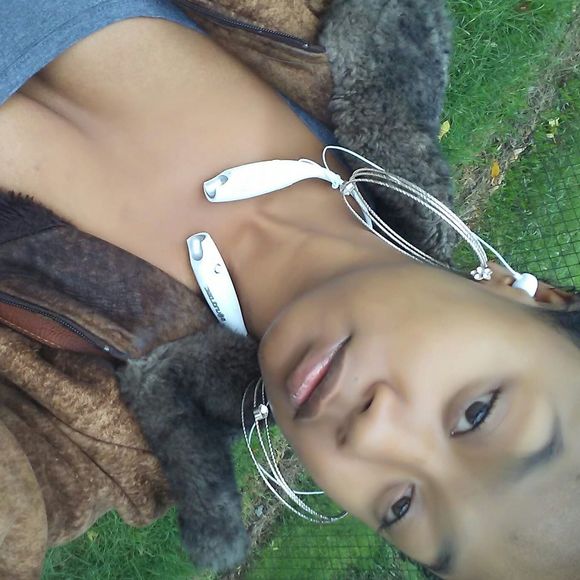 Meet your Posher, Kandi - Picture 1 of 1